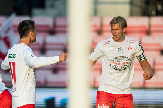 Ulrik Flo of Fredrikstad celebrates with his teammates