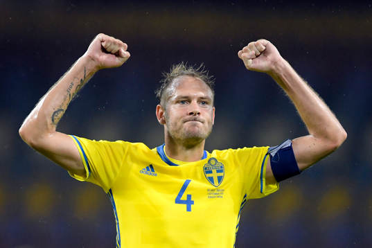 Sveriges Andreas Granqvist jublar