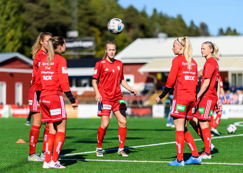 Piteås Frida Abrahamsson värmer upp