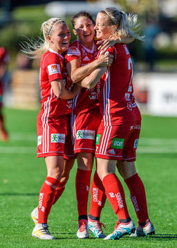 Piteås Josefin Johansson (m) jublar