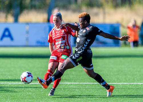 Piteås Ronja Aronsson och Kristianstads Rita Chikwelu