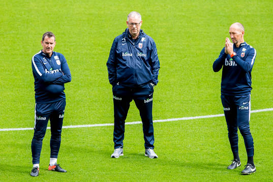 Per Joar Hansen, assistant coach, Lars Lagerbäck, head