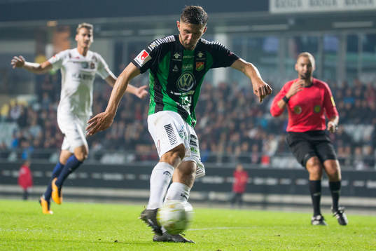 GAIS Alibek Aliev skjuter 2-1 som blir bortdömt av domare