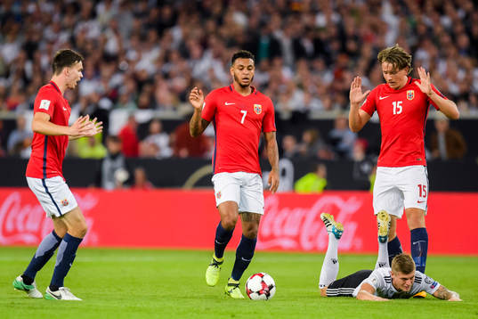Anders Konradsen , Joshua King and Sander Berge of Norway