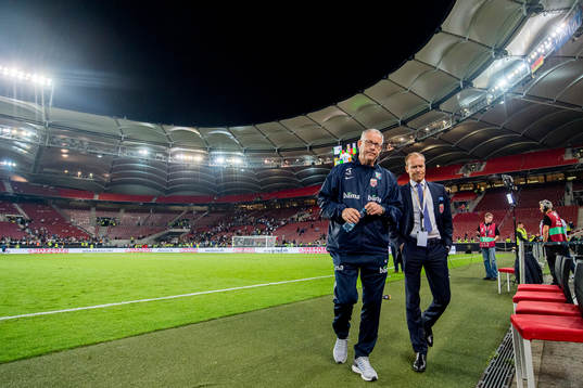 Lars Lagerbäck, head coach of Norway, and Svein Graff,