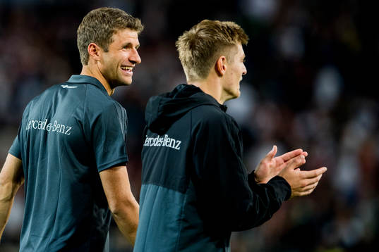 Thomas Müller and Toni Kroos