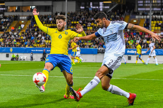 Sveriges Erdal Rakip och Cyperns Antreas Karo