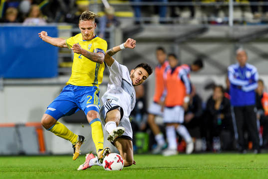 Sveriges Linus Wahlqvist och Cyperns loannis Pittas