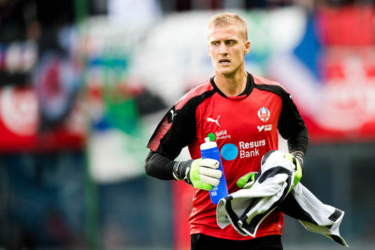 Helsingborgs målvakt Pär Hansson före fotbollsmatchen i