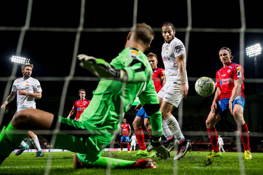 Bläddra bland fler bilder av Fotboll, Superettan, Helsingborg - Dalkurd