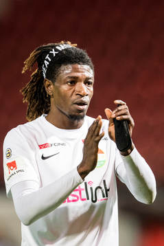 Dalkurds Kebba Ceesay tackar publiken