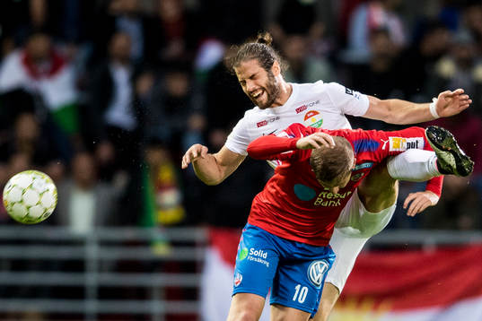 Dalkurds Alex De John och Helsingborgs Darijan Bojanic