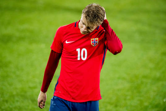 Martin Ødegaard looks dejected