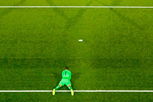 Goalkeeper Sahar Hasson of Israel