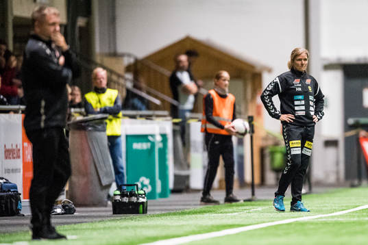 Hege Riise, coach of LSK kvinner