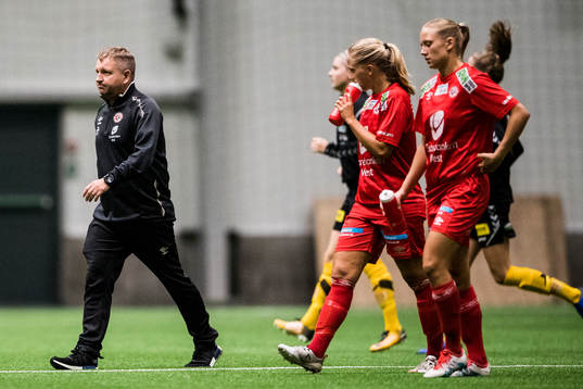 Morten Røsland, coach of Arna-Bjørnar
