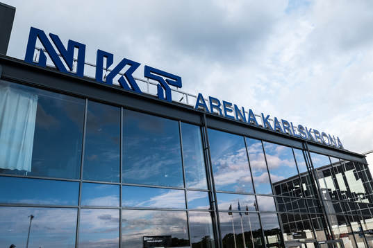 NKT arena exteriört innan träningsmatchen i ishockey