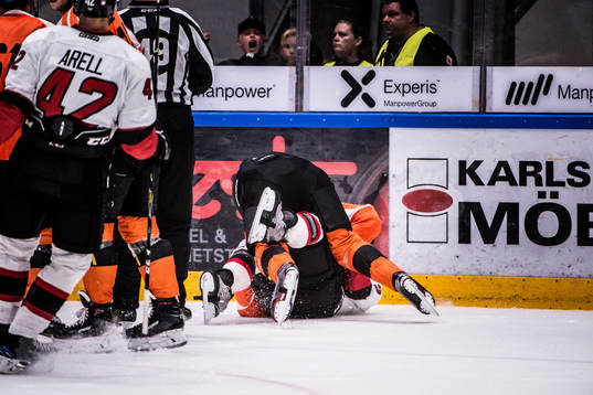 Malmö Redhawks Frederik Storm och Karlskronas Henrik