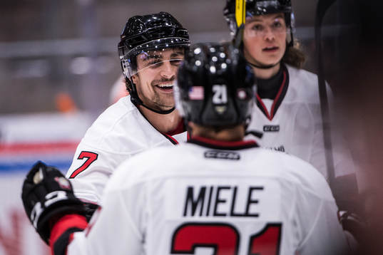 Malmö Redhawks Nils Andersson jublar
