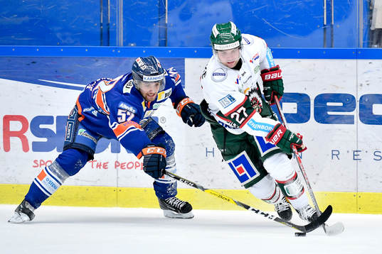 Växjös Arvid Lundberg  och Frölundas Pontus Westerholm