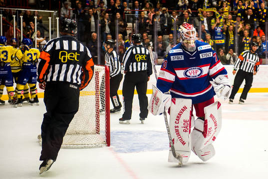 Goalkeeper Stefen Søberg of Vålerenga looks dejected