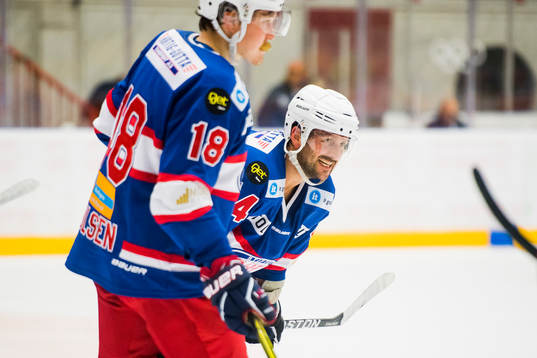 Thomas Olsen and Anders Myrvold of Vålerenga