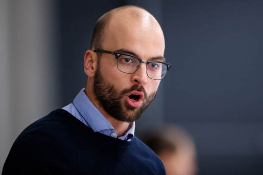 Modos tränare Björn Edlund