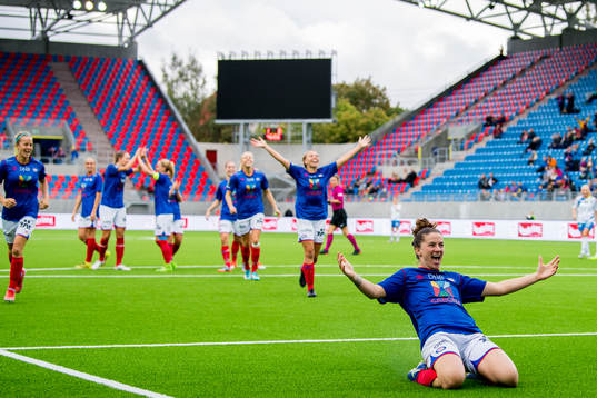 Elise Dana Krieghoff celebrates
