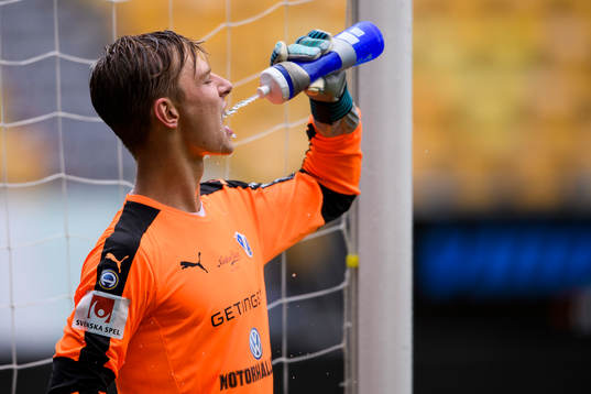 Halmstads målvakt Simon Andersson