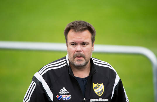 IFK Hässleholms ungdomsledare Johann Månsson i matchen i