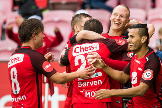 Kristoffer Barmen of Brann celebrates 2-1