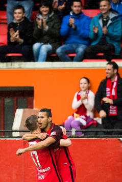 Gilli Rólantsson and Deyver Vega of Brann celebrate