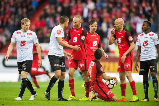 Eirik Skaasheim of Sogndal and Kristoffer Barmen of Brann