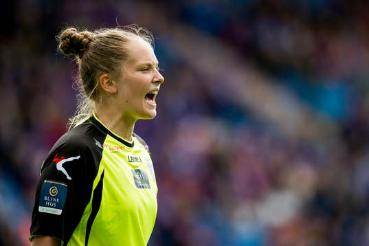 Goalkeeper Aurora Mikalsen of Kolbotn