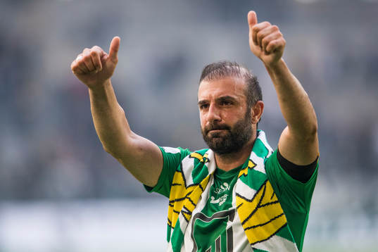 Hammarbys Kennedy Bakircioglu tackar publiken