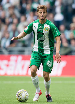 Hammarbys Rebin Asaad med bollen