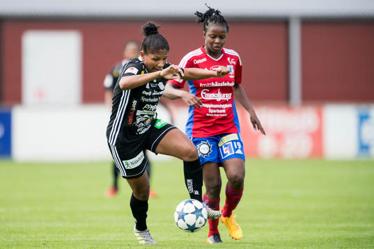 Piteås Madelen Janogy och Vittsjös Lisa Klinga