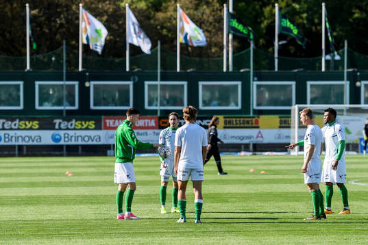 Ljungskiles spelare värmer upp