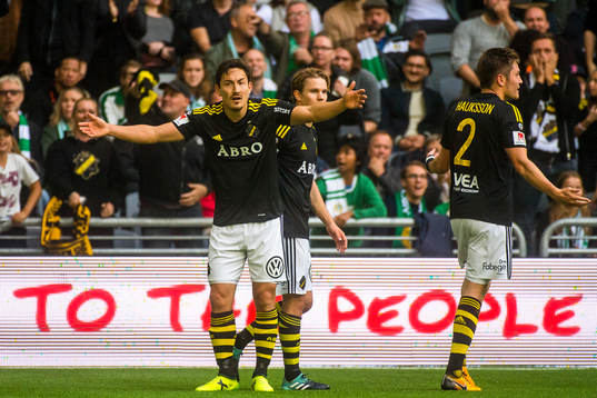 s Stefan Ishizaki och Johan Blomberg reagerar