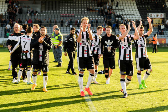 Landskronas spelare jublar