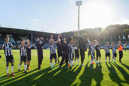 under fotbollsmatchen i division 1 Södra mellan Landskrona