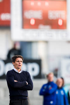 Simo Valakari, head coach of Tromsø, looks dejected