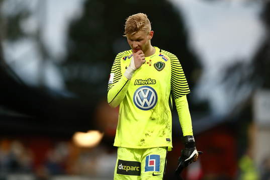 Jönköpings målvakt Anton Cajtoft deppar