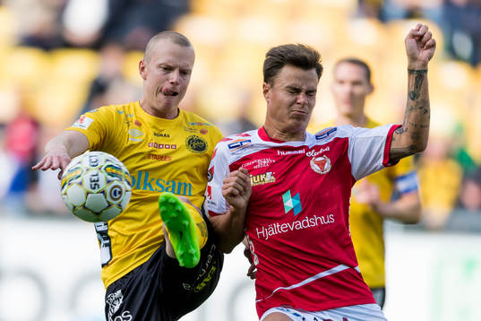 Elfsborgs Daniel Gustavsson och Kalmars Melker Hallberg