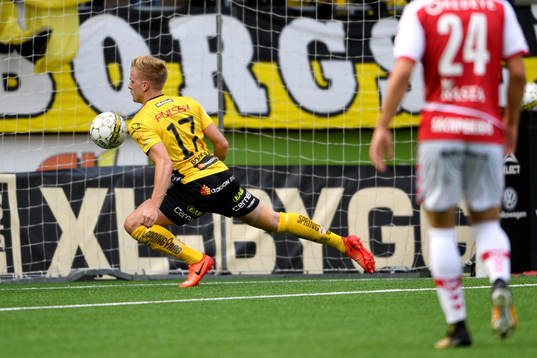 Elfsborgs Per Frick gör 2-1-målet