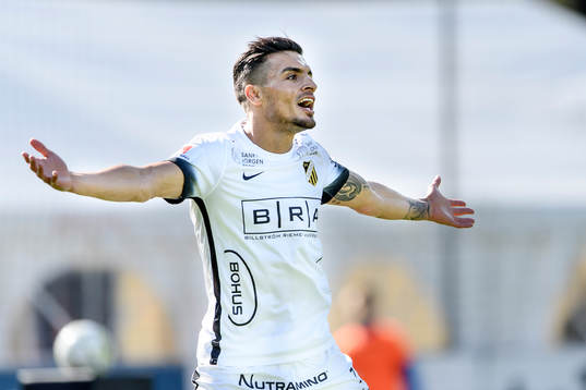 Häckens Ahmed Yasin jublar