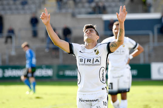 Häckens Paulinho jublar