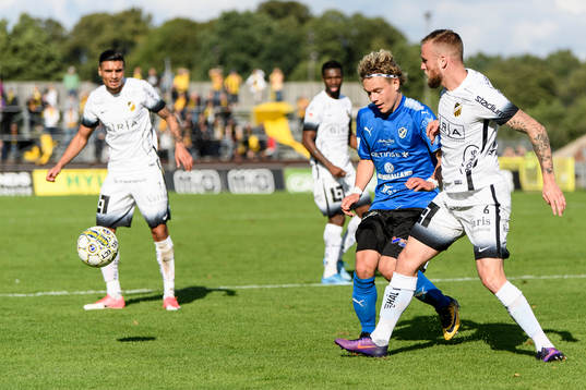 Halmstads Höskuldur Gunnlaugsson och Häckens Alexander