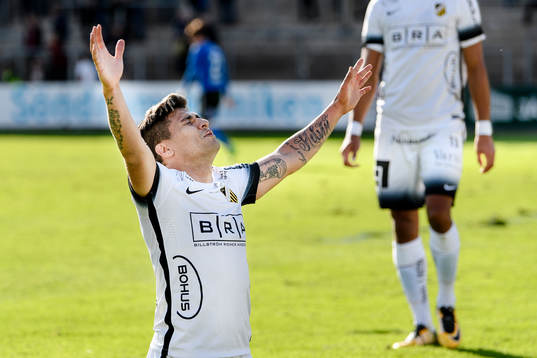 Häckens Paulinho jublar