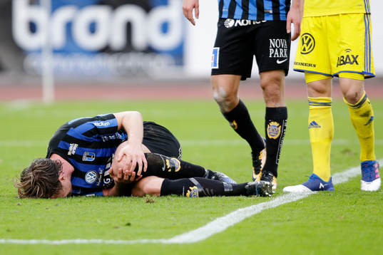 Sirius Daniel Jarl ligger ner